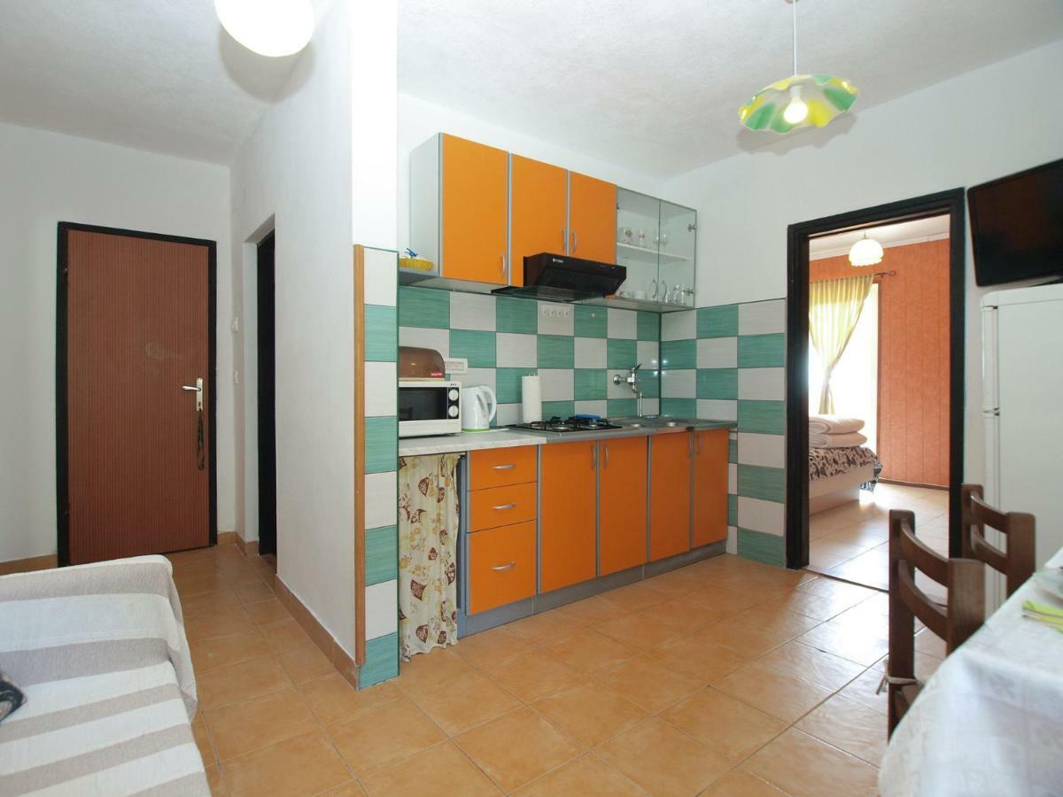 Apartments Davor 1676 Banjole Exterior foto